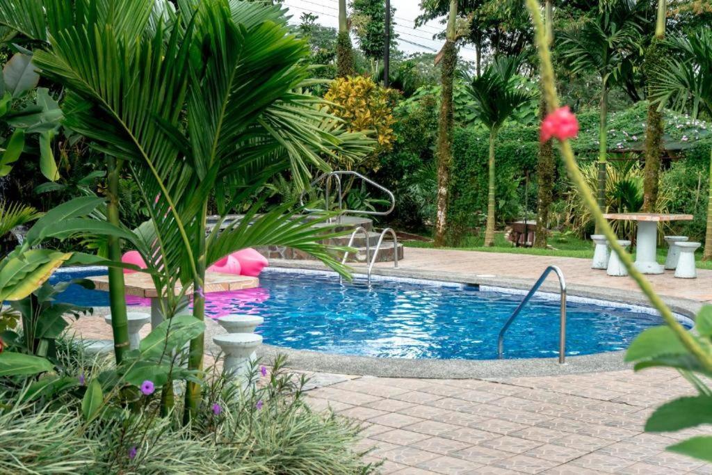 Hotel Vista Del Cerro La Fortuna Luaran gambar