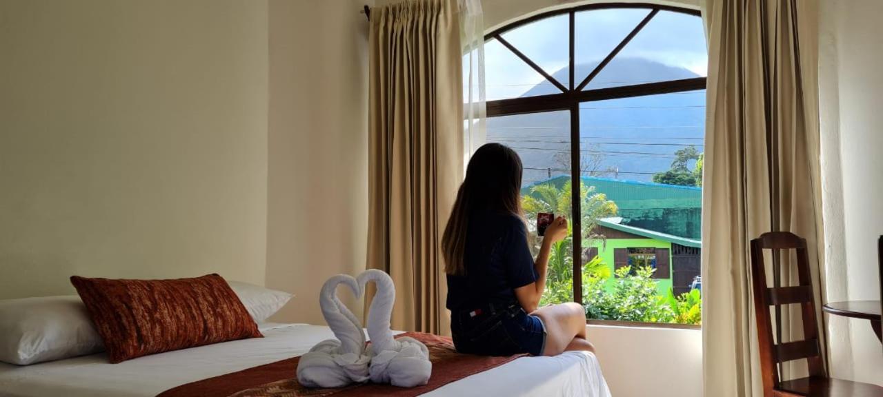 Hotel Vista Del Cerro La Fortuna Luaran gambar