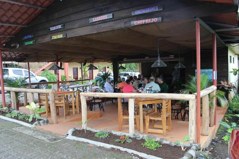 Hotel Vista Del Cerro La Fortuna Luaran gambar