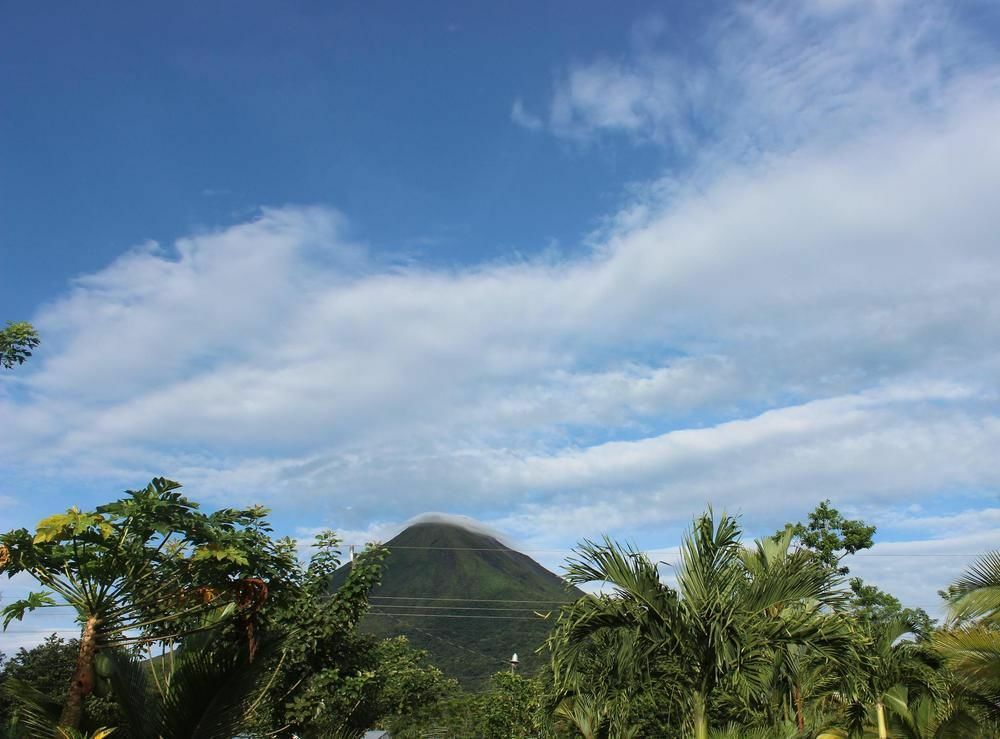 Hotel Vista Del Cerro La Fortuna Luaran gambar